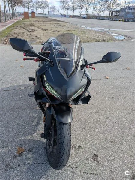 Honda CBR 650 R – Vista 4