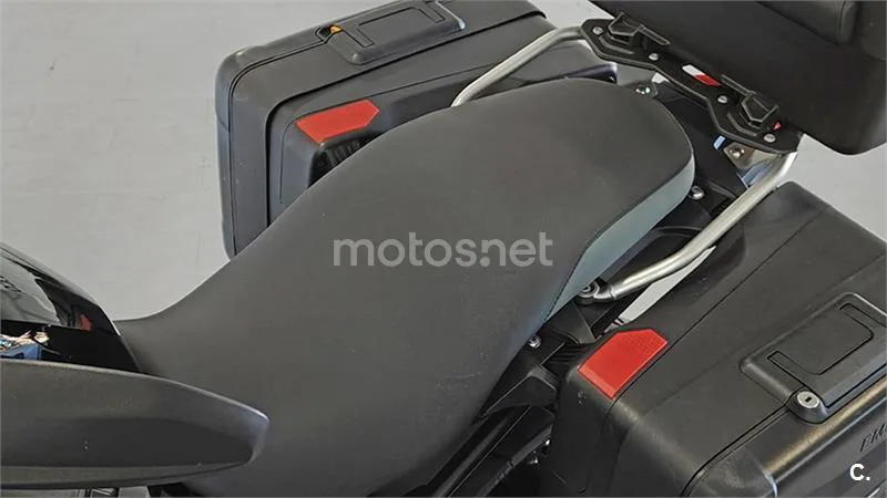 BMW F 750 – Vista 14
