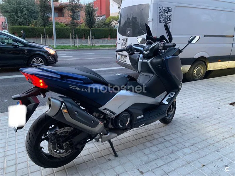 Yamaha TMAX – Vista 3