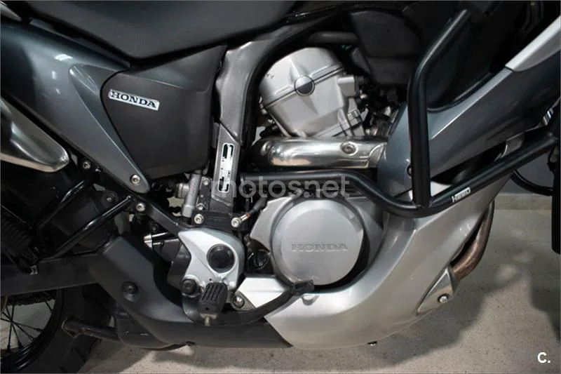 Honda Transalp XL 700 V – Vista 7