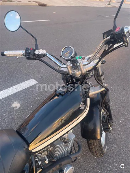 Suzuki VanVan 125 – Vista 8