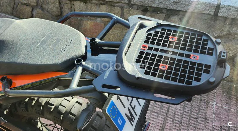 KTM 390 – Vista 8