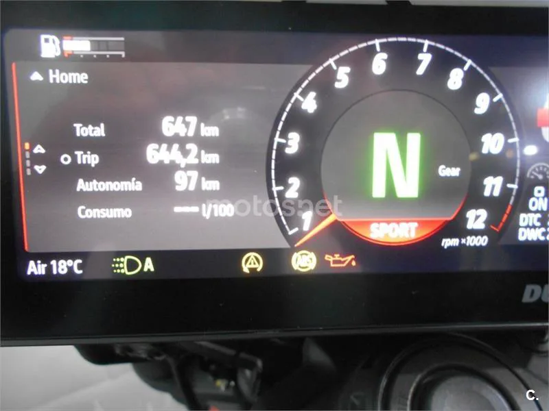 Ducati Diavel V4 – Vista 5