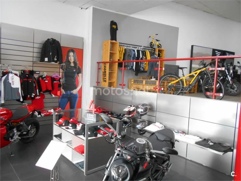 Ducati Diavel V4 – Vista 10