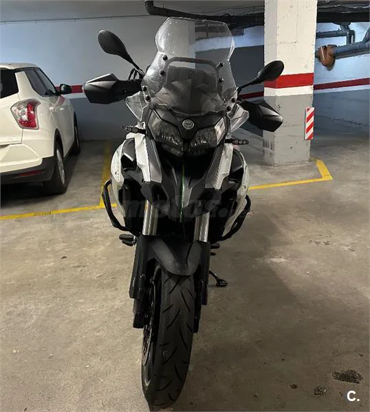 Benelli TRK 502 – Vista 3