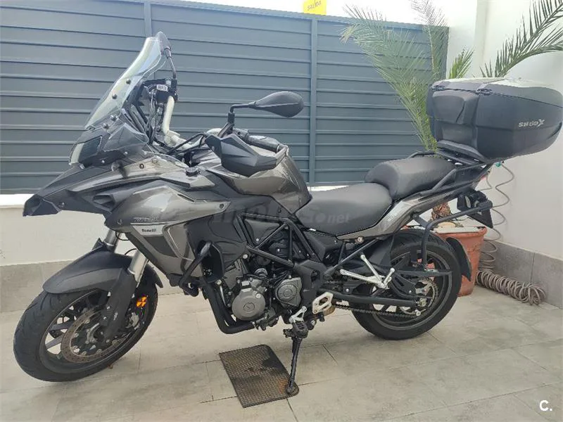 Benelli TRK 502 – Vista 7