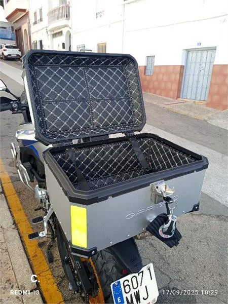 Voge 900DSX – Vista 4