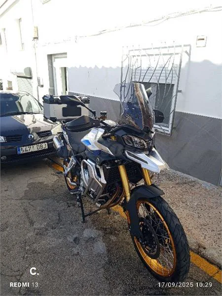 Voge 900DSX – Vista 5