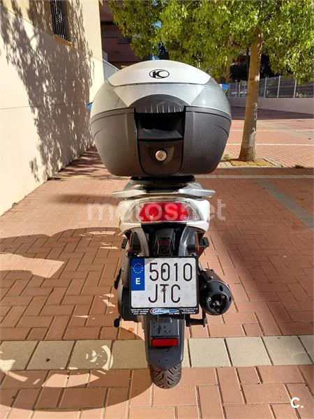 Kymco Agility City 125 – Vista 4