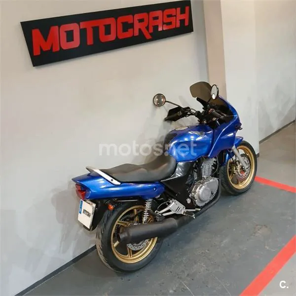 Honda CB 500 – Vista 16