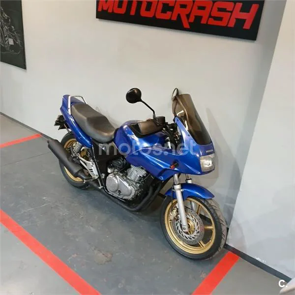 Honda CB 500 – Vista 17