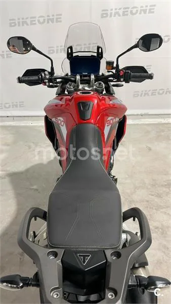 Triumph Tiger 900 – Vista 7