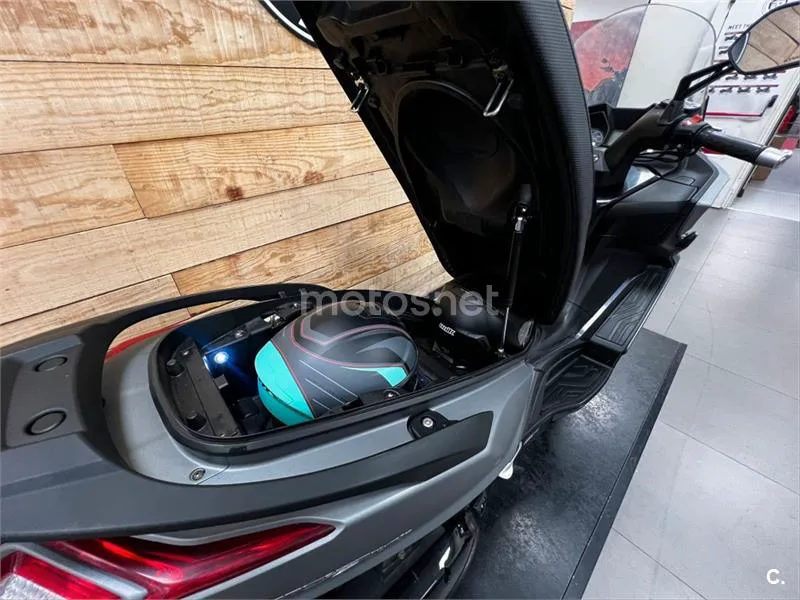 Kymco Super Dink 125 – Vista 8