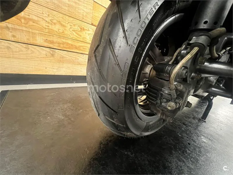 Kymco Super Dink 125 – Vista 9