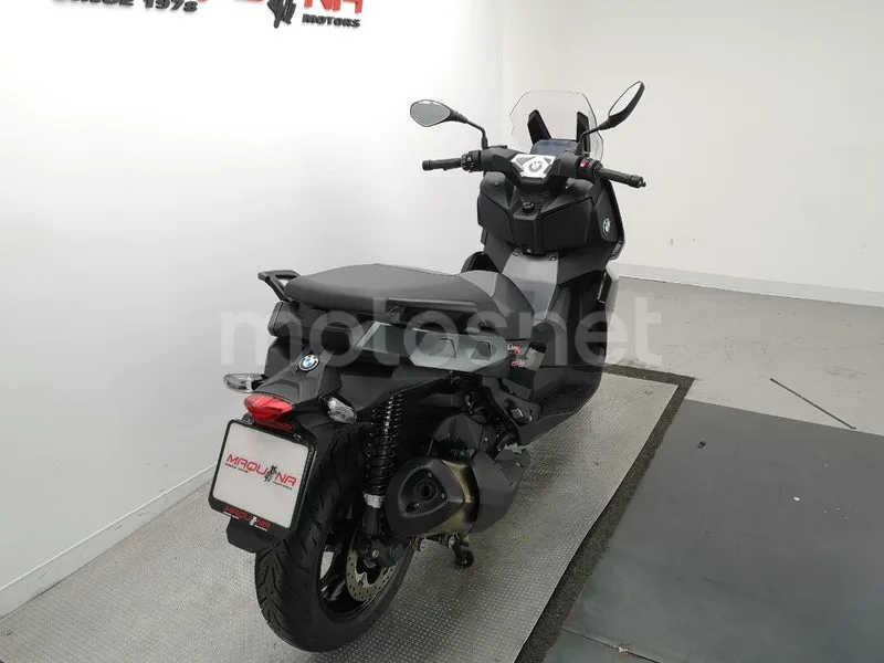 BMW C 400 X – Vista 4
