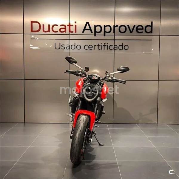 Ducati Monster – Vista 4