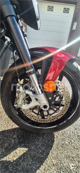 MV Agusta BRUTALE – Vista 5