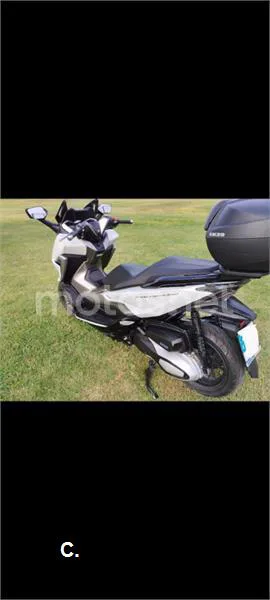 Honda Forza 350 – Vista 3