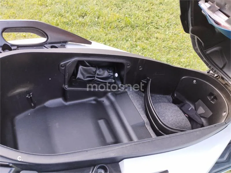 Honda Forza 350 – Vista 8