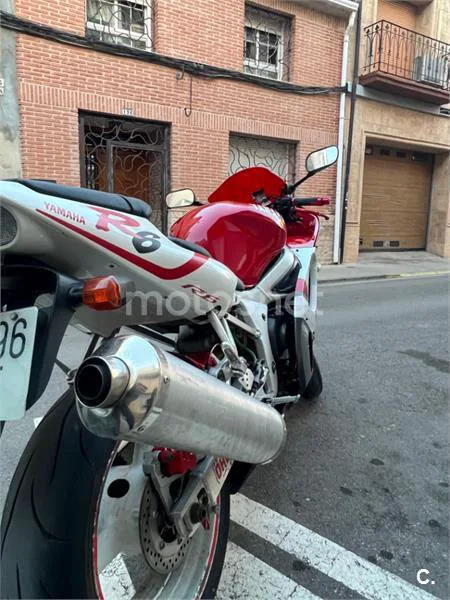 Yamaha R6 – Vista 6