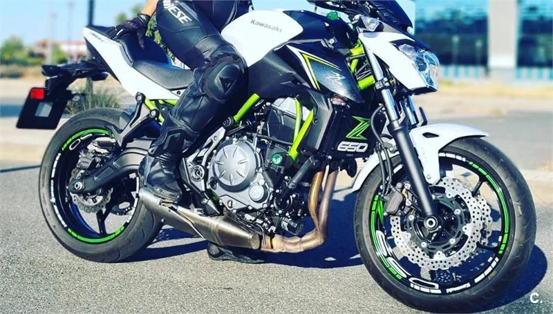 Kawasaki Z 650 – Vista 5