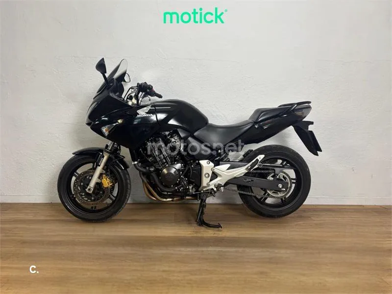 Honda CBF 600 NA – Vista 7