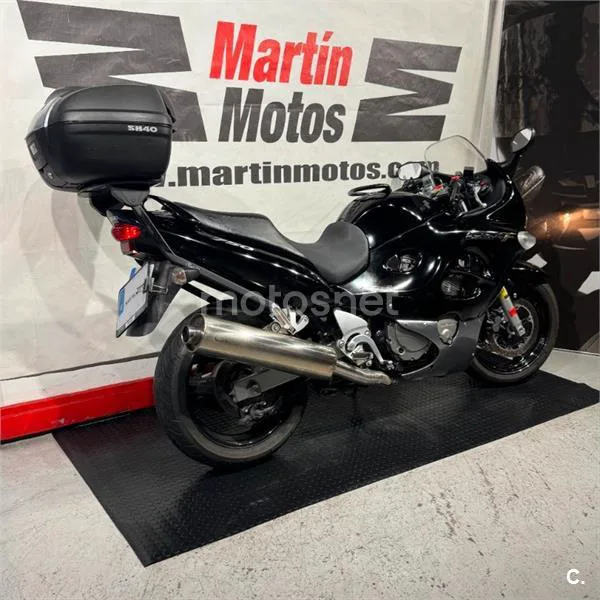 Suzuki GSX 750F – Vista 4