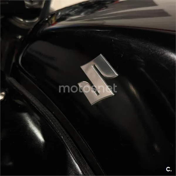 Suzuki GSX 750F – Vista 6