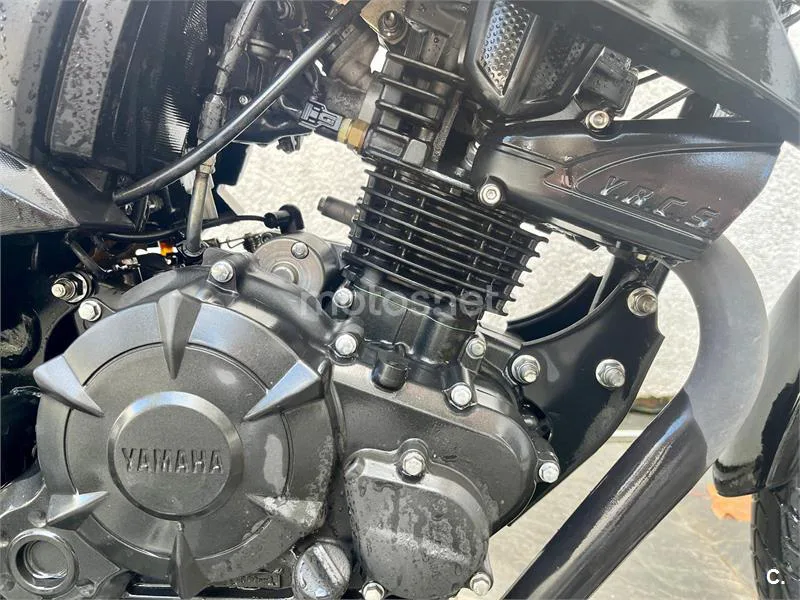Yamaha YS125 – Vista 5