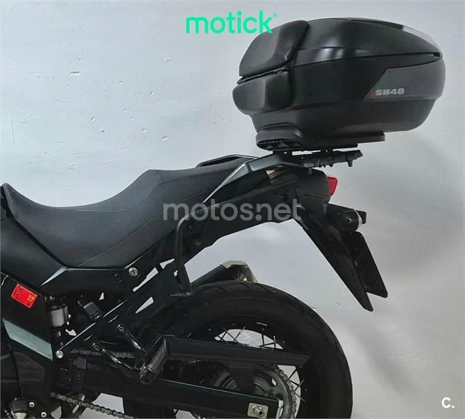 Suzuki V-Strom 650 XT – Vista 7