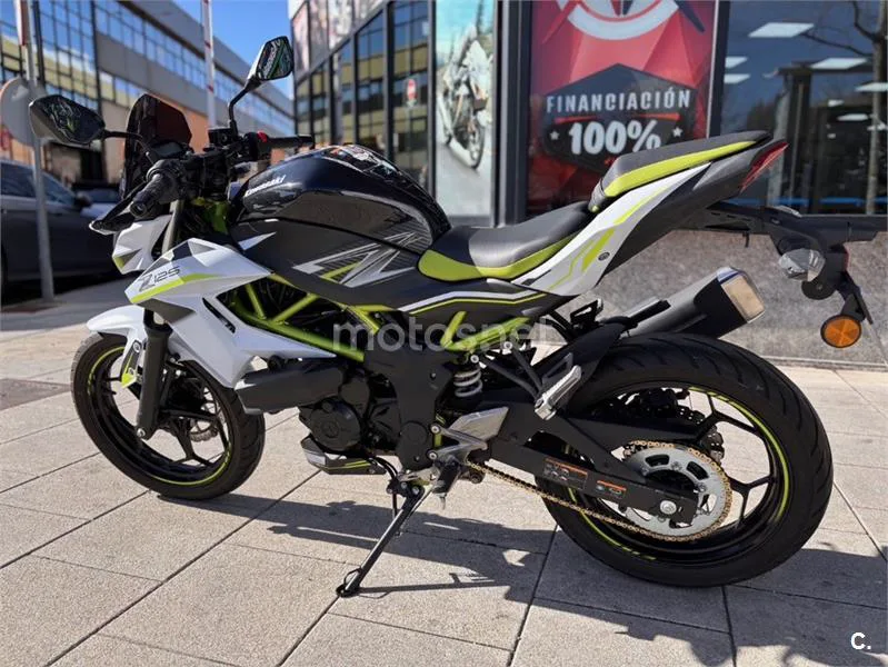 Kawasaki Z125 – Vista 11
