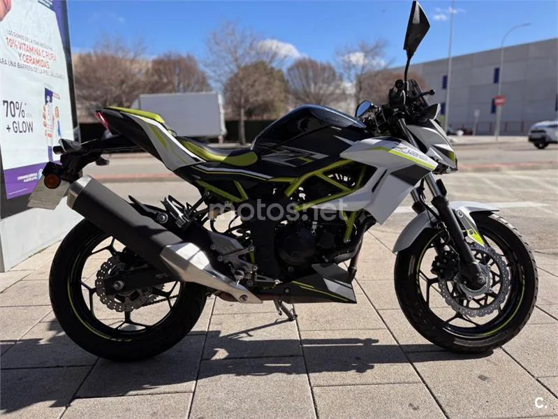 Kawasaki Z125 – Vista 7