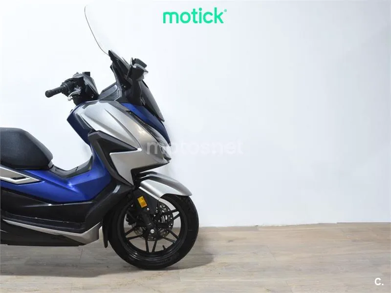 Honda Forza 125 – Vista 4