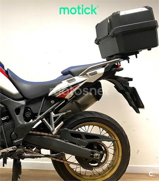 Honda CRF 1000L Africa Twin – Vista 8
