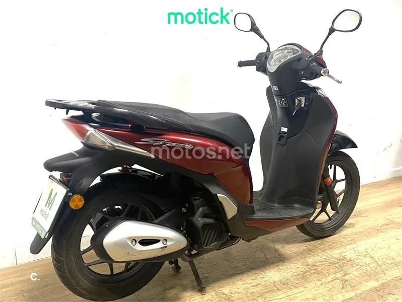 Honda SH 125i – Vista 5