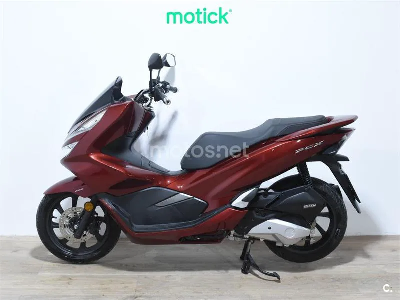 Honda PCX 125 – Vista 7