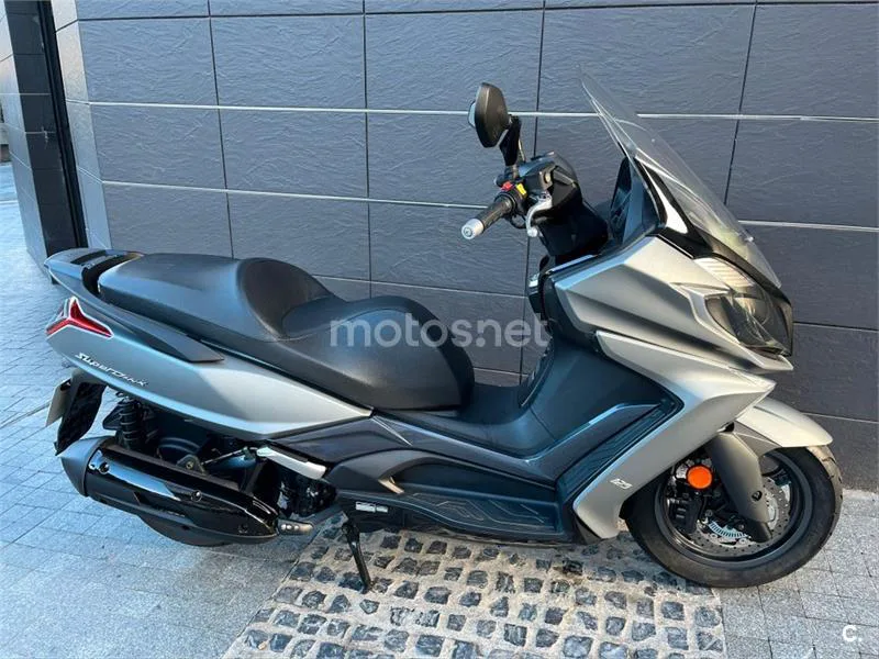 Kymco Super Dink 125 – Vista 4