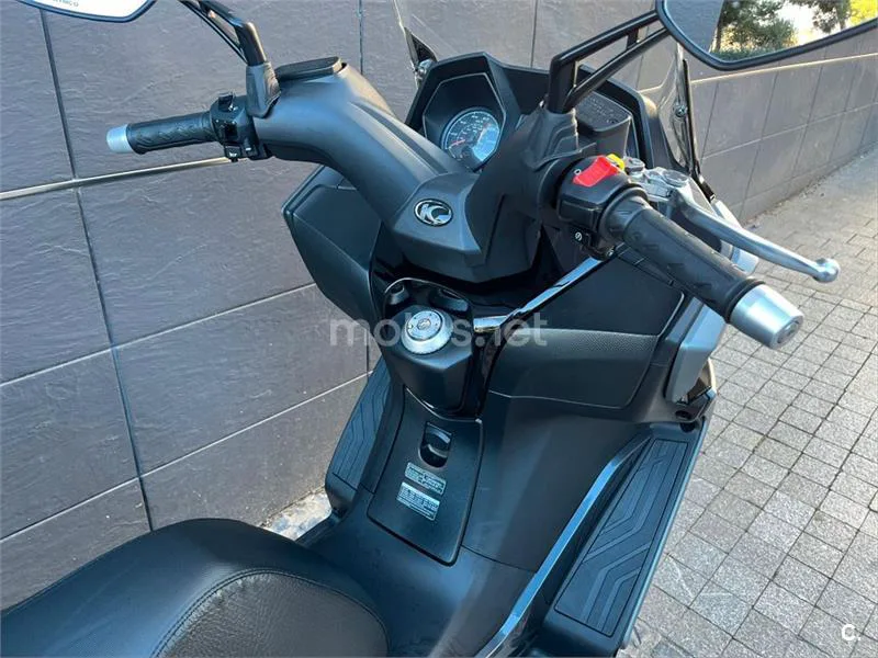 Kymco Super Dink 125 – Vista 5