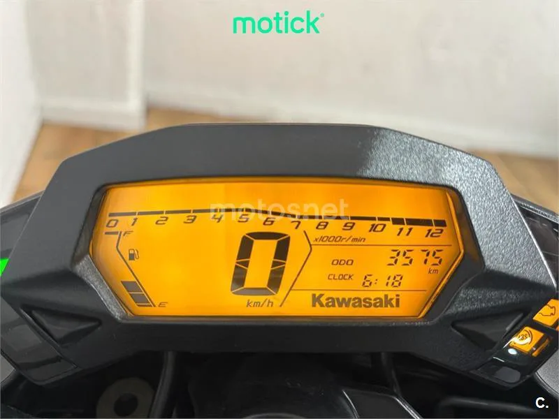 Kawasaki Z125 – Vista 5