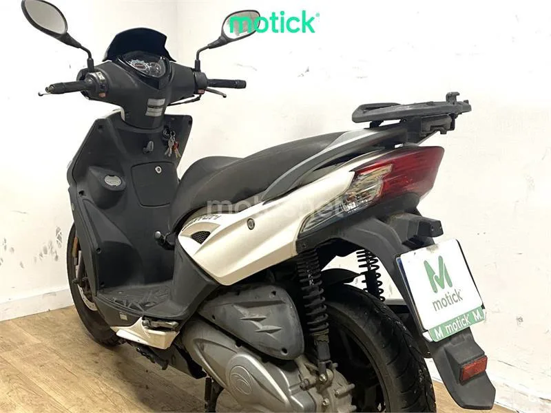 Kymco Agility City 125 – Vista 12