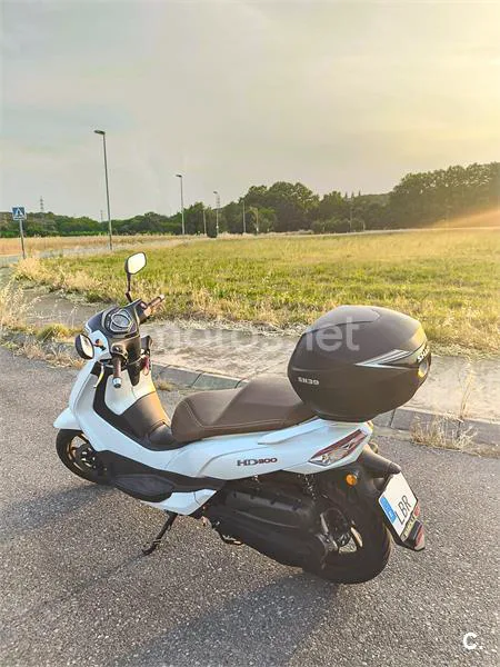 SYM HD 300 – Vista 2
