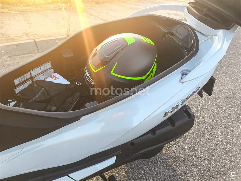 SYM HD 300 – Vista 4