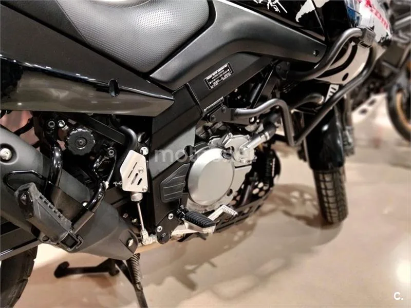 Suzuki V-Strom 650 – Vista 14