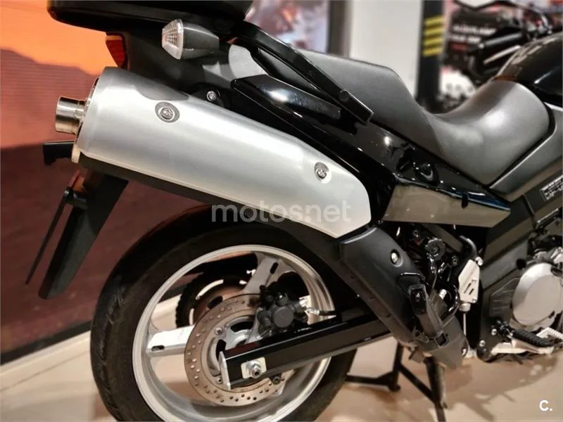 Suzuki V-Strom 650 – Vista 5
