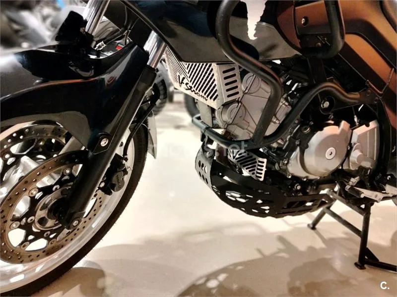 Suzuki V-Strom 650 – Vista 10