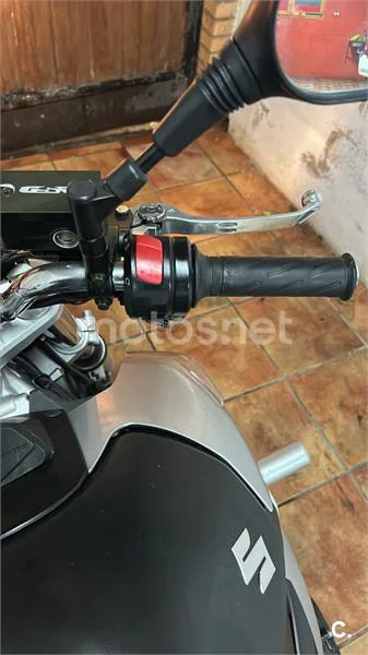 Suzuki GSR 600 – Vista 8