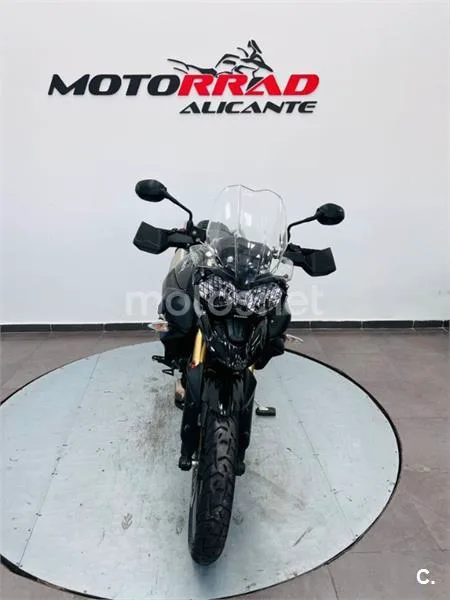 Triumph Tiger 800 – Vista 13