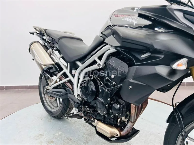 Triumph Tiger 800 – Vista 19