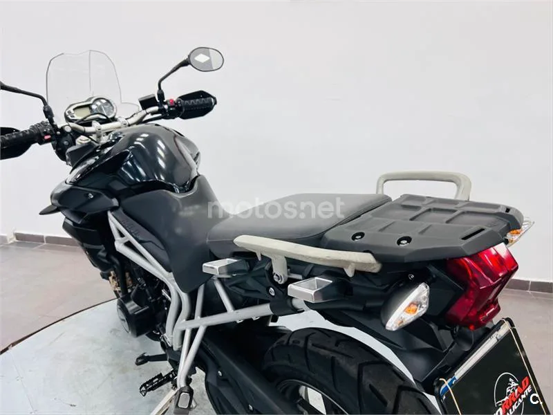 Triumph Tiger 800 – Vista 9