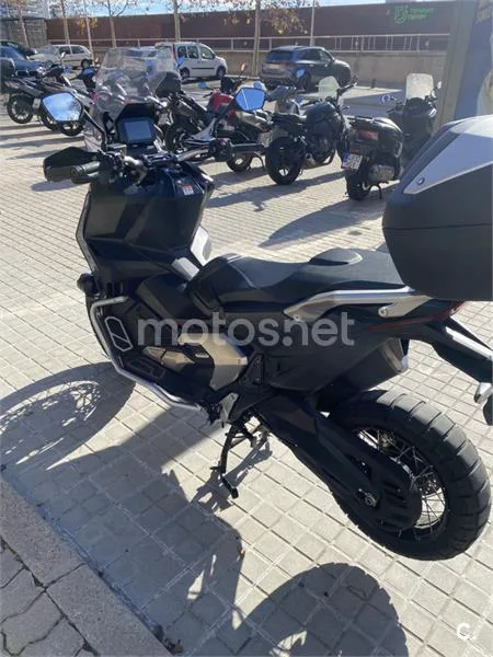 Honda X-ADV – Vista 4